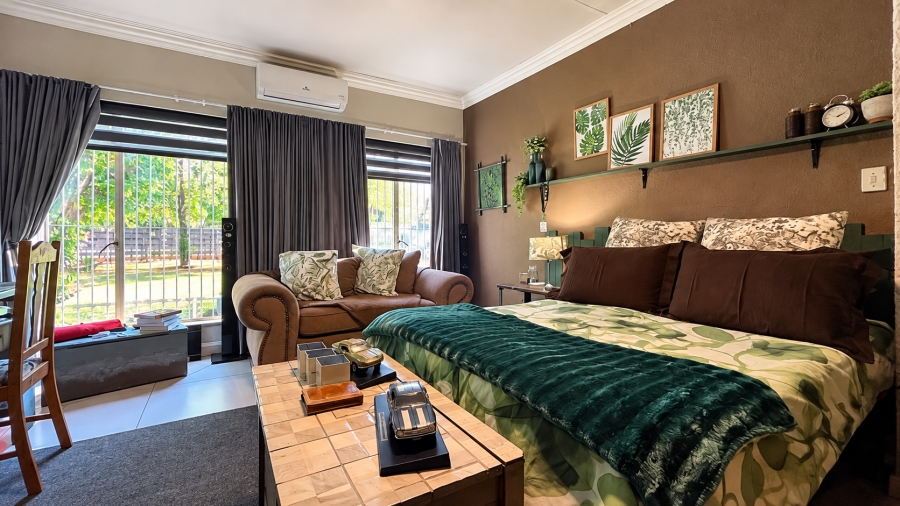 3 Bedroom Property for Sale in Flamwood North West